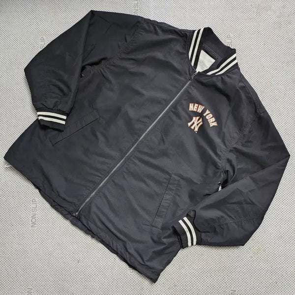 [BUNJANG] New York Yankees Baseball Jacket Black / 뉴욕 양키즈 야구 점퍼 블랙