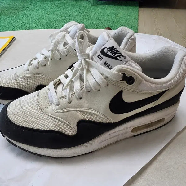 [BUNJANG] Nike Air Max 1 White Black Sneakers / 나이키 에어맥스 1 흰검 스니커즈