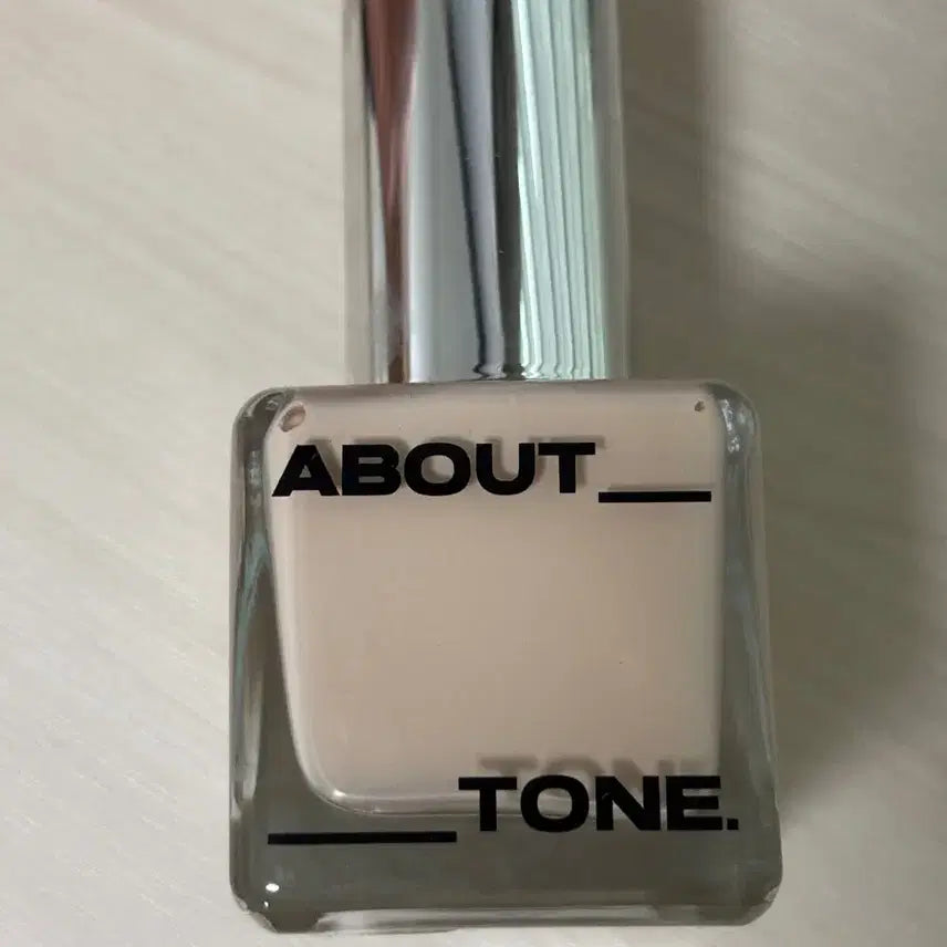 [BUNJANG] About Tone Foundation 21 Cool Light / 어바웃톤 파운데이션 21 쿨라이트 1회사용