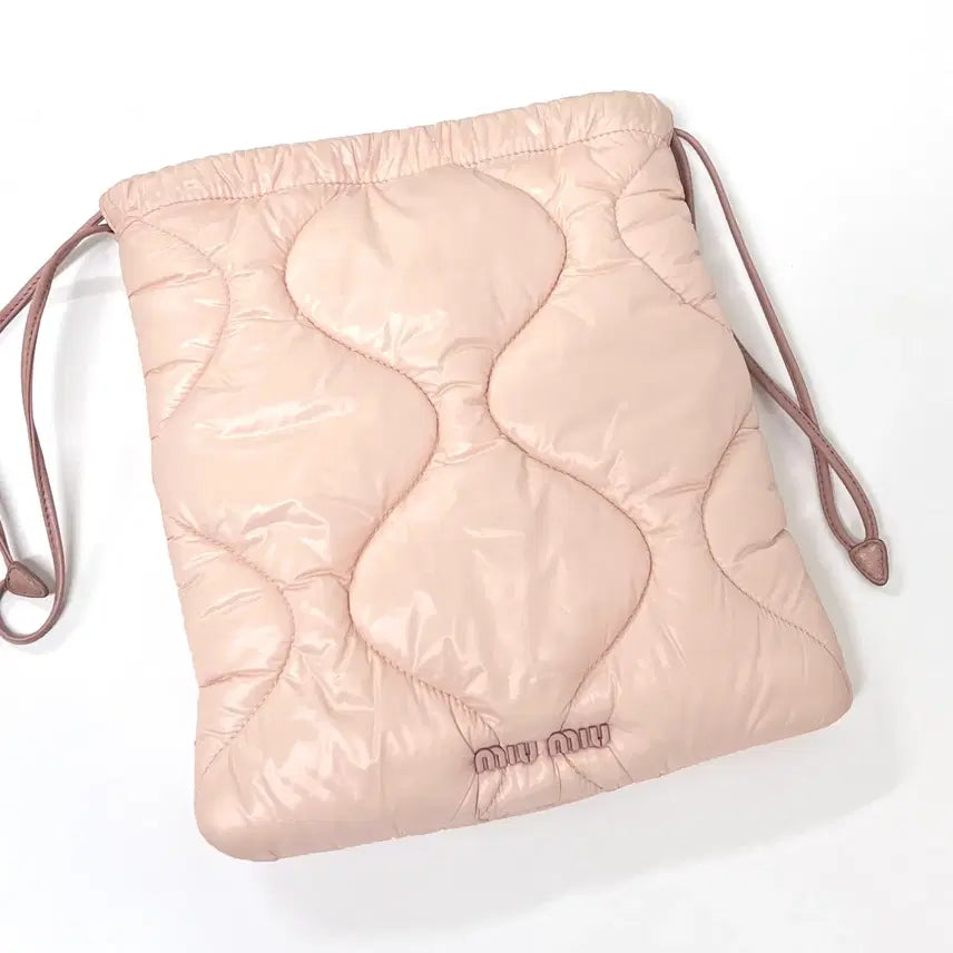 [BUNJANG] Miu Miu Padded Pouch Pink / 미우미우 패디드 파우치 핑크