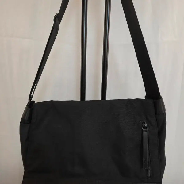 [BUNJANG] SSRL Black Messenger Bag Crossbody / SSRL 에스에스알엘 블랙 메신저백 크로스백 남녀공용