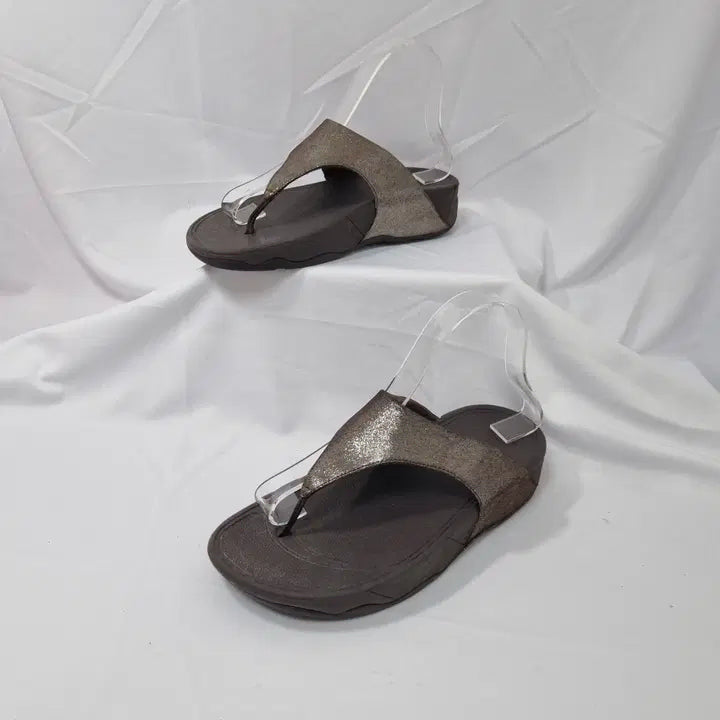 [BUNJANG] Fitflop Lulu Crinkle Shimmer Toe Post Bronze Sandals / 두하빈티지 240 핏플랍 루루 크린클 쉬머 토 포스트 브론즈 샌들