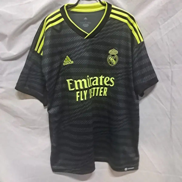 [BUNJANG] Adidas Real Madrid 22/23 Fluorescent Jersey / 아디다스 레알마드리드 유니폼 22/23 형광