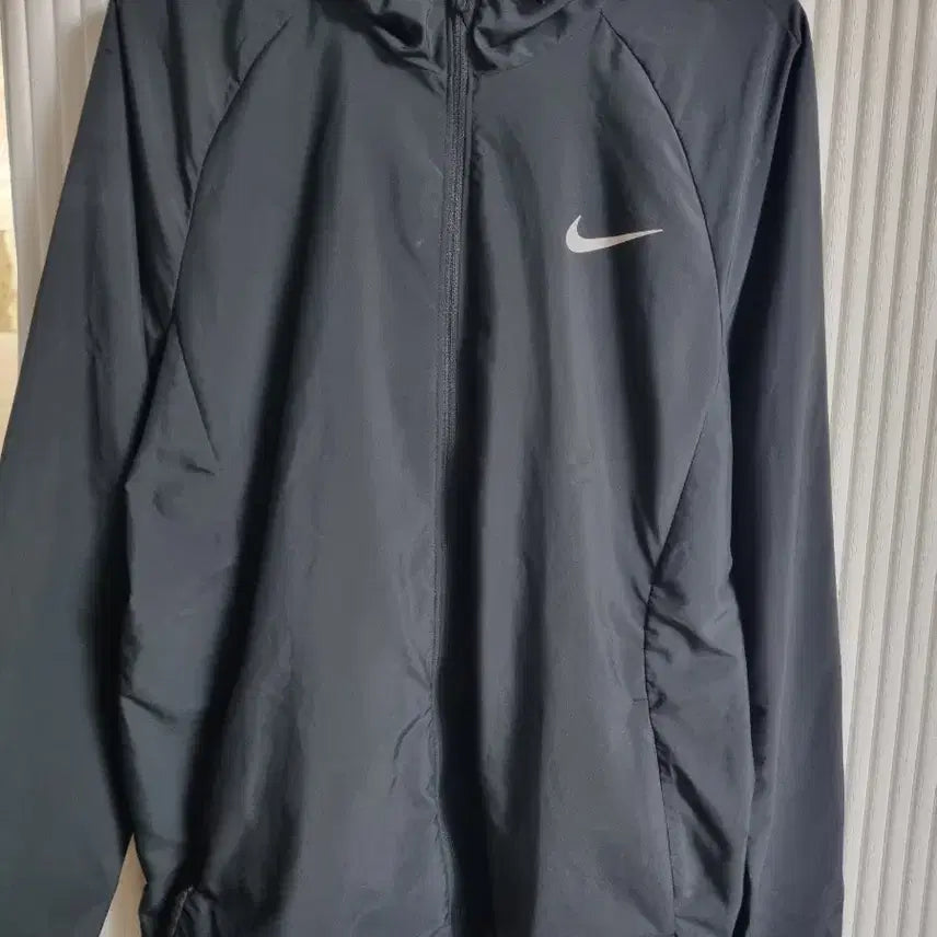 [BUNJANG] Nike Hooded Windbreaker Black Size 95 / 나이키 후드 바람막이 블랙 사이즈95