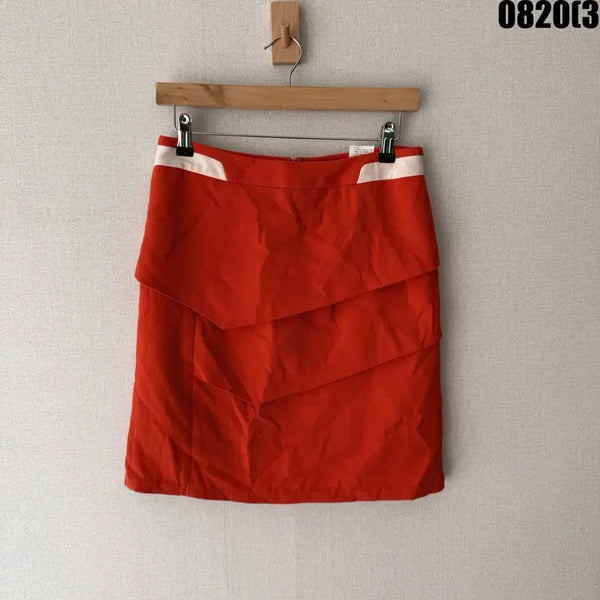 [BUNJANG] LINE Orange Skirt Size 3 / LINE 주황색 스커트 3