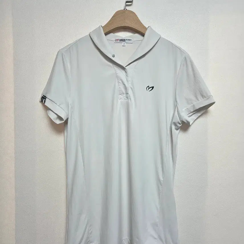 [BUNJANG] Master Bunny Edition Women's Short Sleeve Polo Shirt Cream M / 마스터바니에디션 여성 골프 카라 반팔티 크림(M) 260820_7