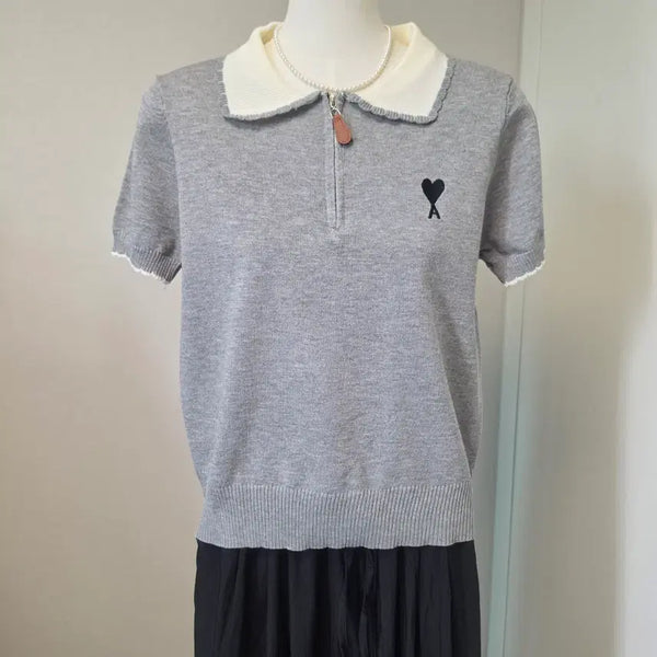 [BUNJANG] Heart Logo Color-Block Short Sleeve Knit / 하트 로고 넥라인 배색 반팔 니트