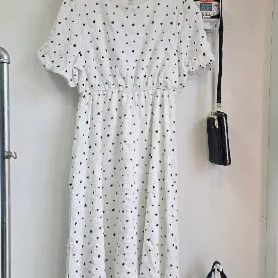 [BUNJANG] Mini Heart Pattern Puff Sleeve Banding Long Dress / (Free 55~66)미니 하트 패턴 퍼프소매 밴딩 롱 원피스