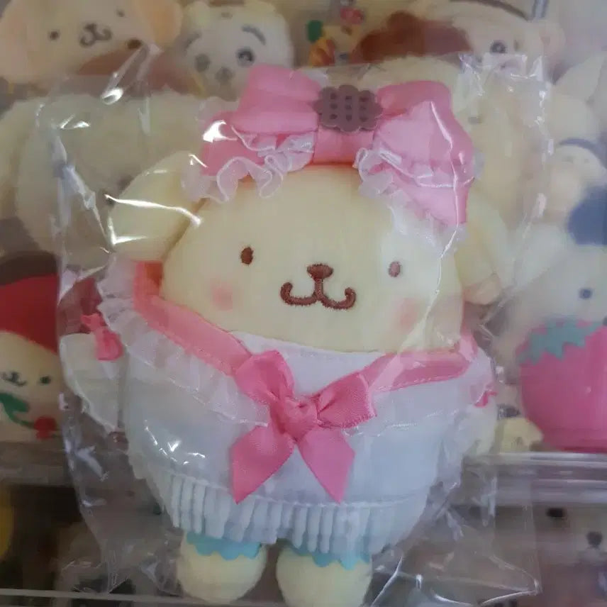 [BUNJANG] Sanrio Pompompurin "Munyu Gurumi" Mascot Plush Doll / 폼폼푸린 무뉴구루미 환대 마스코트 인형 (산리오)