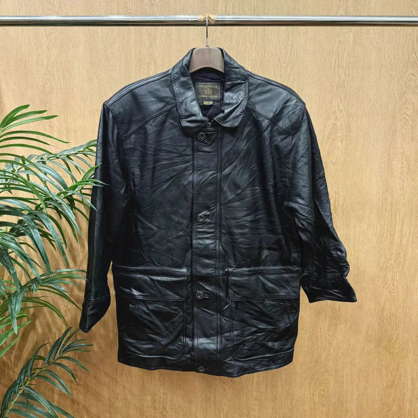 [BUNJANG] Vintage Club Leather Half Coat Jacket Wide Collar Black / 빈티지클럽 레더 하프코트 자켓 와이드 카라 버튼 클로징 디테일 블랙