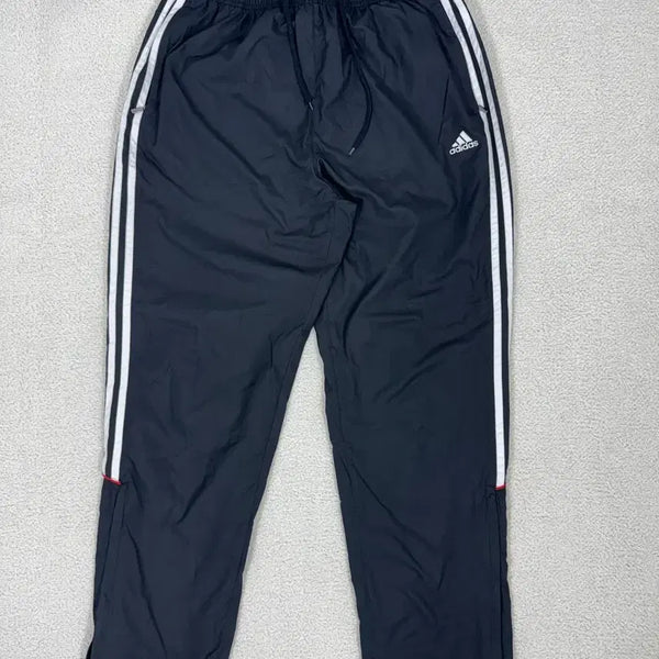 [BUNJANG] Adidas Black Nylon Track Pants / 아디다스 블랙 나일론 트랙팬츠 바지 105