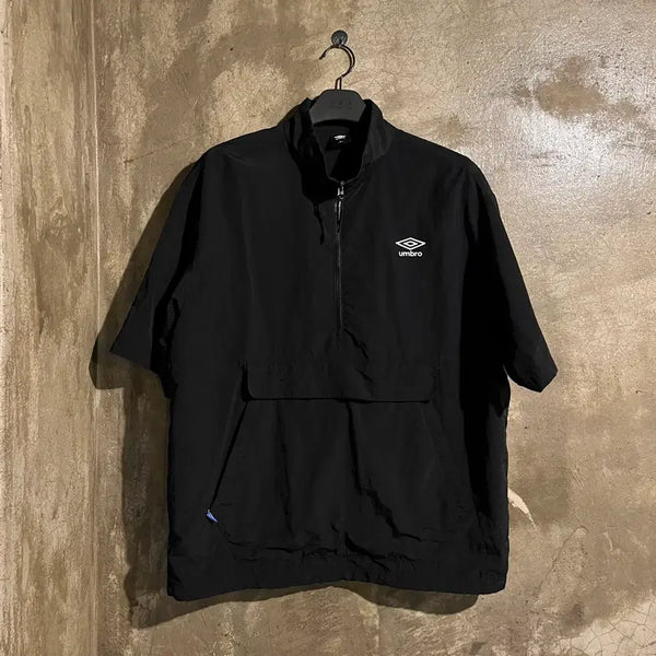 [BUNJANG] Umbro Half-Sleeve Windbreaker Black / 엄브로 반팔 바람막이 블랙