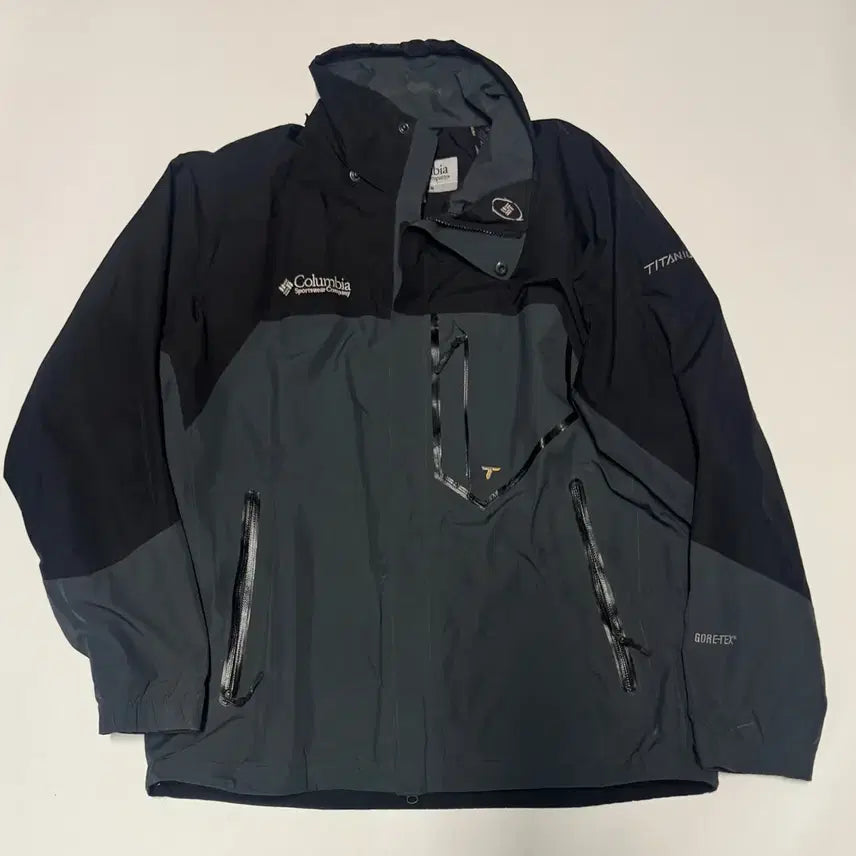 [BUNJANG] Columbia Titanium Gore-Tex Oversized Windbreaker Jacket / 컬럼비아 티타늄 고어텍스 고프코어 오버핏 바람막이 자켓