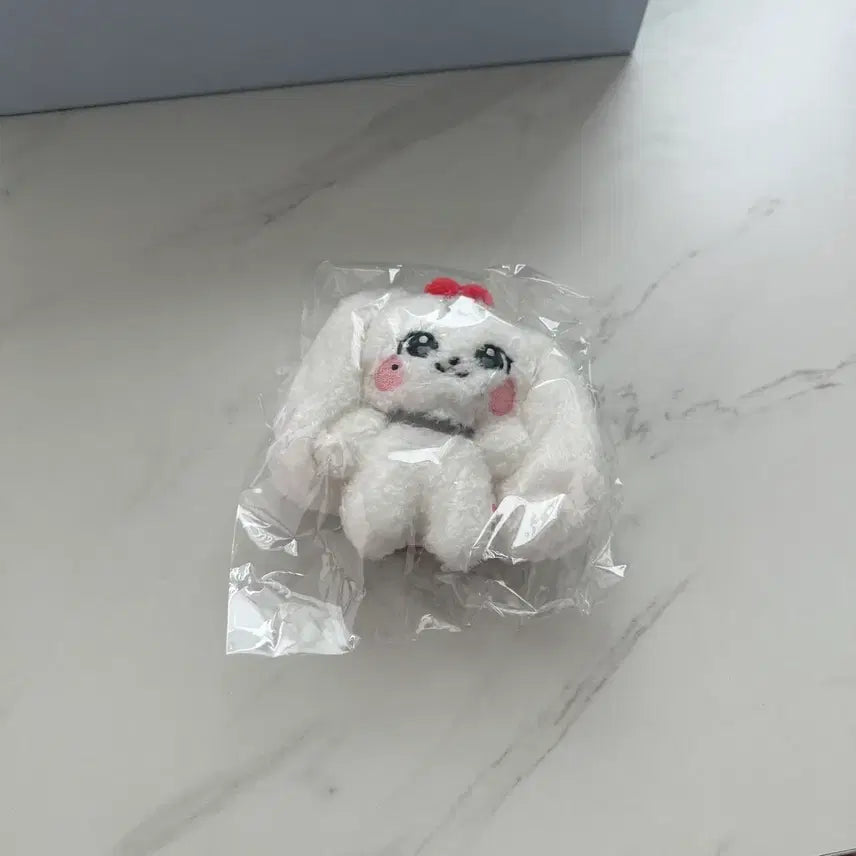 [BUNJANG] Mini Brown Original Plush Cherry Keychain / 미니브 오리지날 플러시 키링 체리 판매