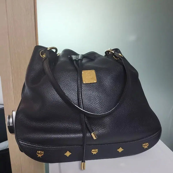 [BUNJANG] MCM Black Bucket Bag / MCM 가방 성주택 있어요