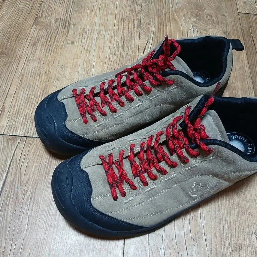 [BUNJANG] Nomad Sand Suede Hiking Boots (260) / 노마드 샌드 스웨이드 등산화 260
