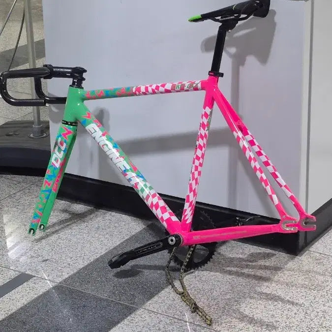 [BUNJANG] Engine 11 Crit-D DCC Track Bike - Mid-Tier Configuration / 엔진 11 크릿디 dcc 반차 중급구성 (상태최상)