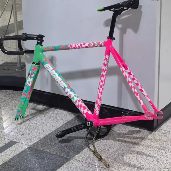 [BUNJANG] Engine 11 Crit-D DCC Track Bike - Mid-Tier Configuration / 엔진 11 크릿디 dcc 반차 중급구성 (상태최상)