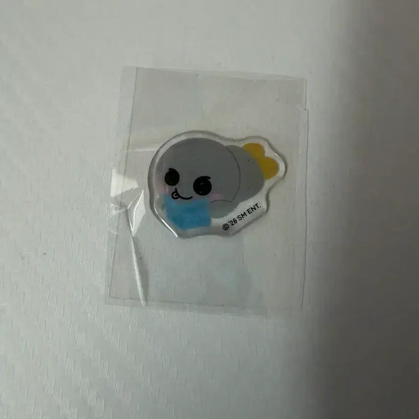 [BUNJANG] CU RIIZE Yoongmalco Macaron Epoxy Sticker Eunseok / CU 라이즈 요말쿠 마카롱 에폭시 스티커 은석 송용돌이 송은석