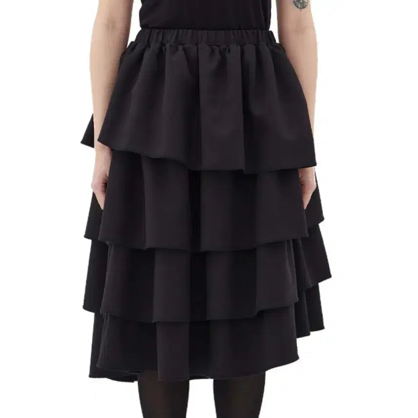 [BUNJANG] Bocbok Floral Can Can Skirt (Black) / 복복 bocbok FLORAL CAN CAN SKIRT (BLACK)