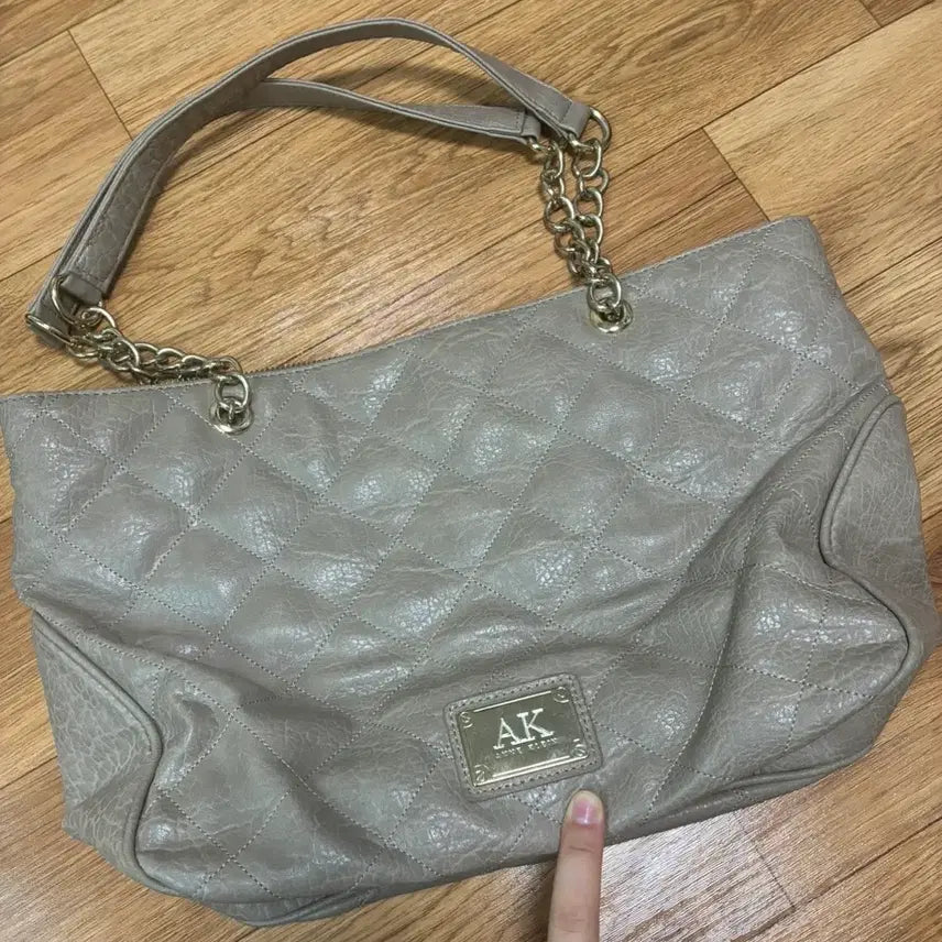 [BUNJANG] Anne Klein Quilted Shoulder Bag / 앤클라인 퀼팅 숄더백