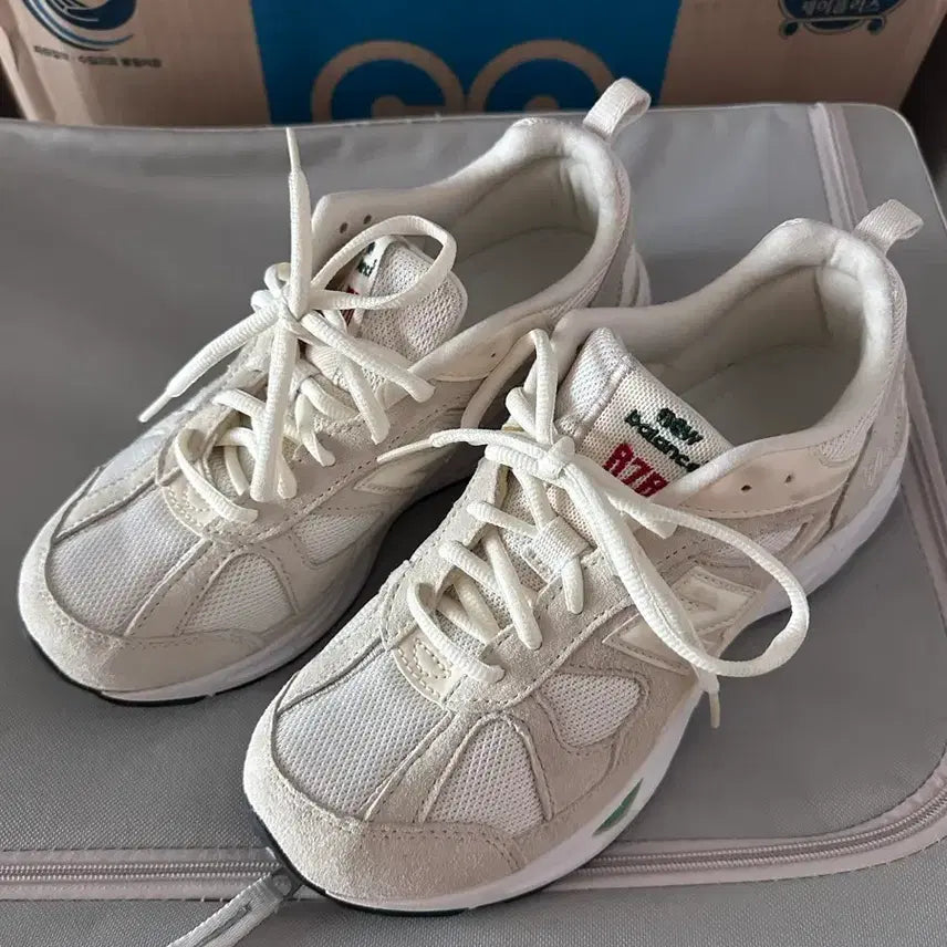 [BUNJANG] New Balance 878 Beige CM878FLO Size 240 / 뉴발란스 878 베이지  CM878FLO 240사이즈 새상품