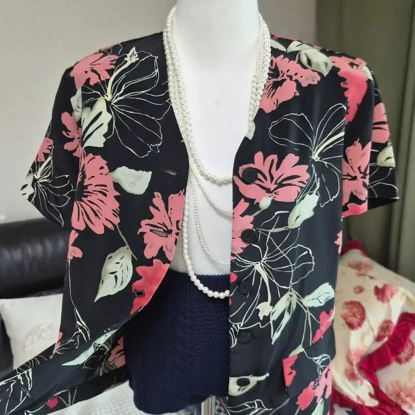 [BUNJANG] Stylish Color-Blocked Loose Fit Flower Jacket / [특가] 세련 플라워 루즈핏 자켓