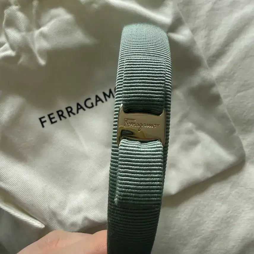 [BUNJANG] Salvatore Ferragamo Vara Headband Mint / 페라가모 바레나 헤어밴드 민트 (새제품)