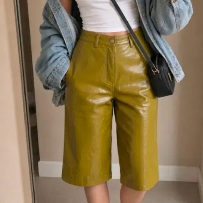[BUNJANG] ORR Faux Leather Bermuda Shorts Mustard XS / 새상품 오르 ORR 페이크 레더 버뮤다 쇼츠 올리브그린 25-26 XS