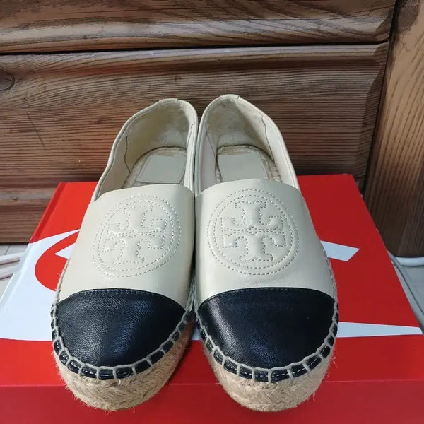 [BUNJANG] Tory Burch Colorblock Espadrille Flat Shoes / 토리버치 컬러블록 에스파듀 플랫슈즈(235mm)