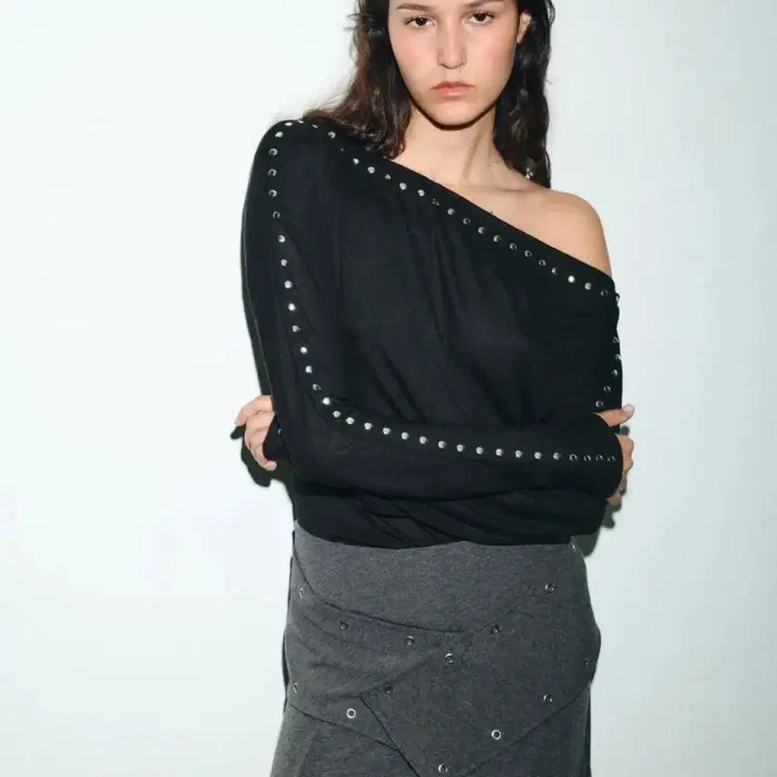 [BUNJANG] Zara Batwing Sleeve Studded T-Shirt - Medium / (새상품)자라 배트 슬리브 스터드 티셔츠 M