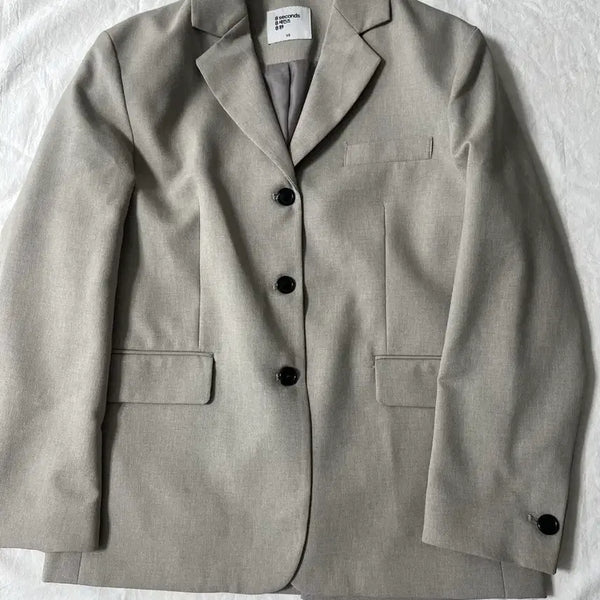 [BUNJANG] 8seconds Three-Button Semi-Oversized Fit Jacket Beige / 에잇세컨즈 쓰리 버튼 세미 오버핏 자켓 재킷