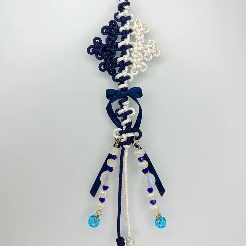 [BUNJANG] Navy White Knotted Tassel Keyring / 매듭 키링 네이비 화이트
