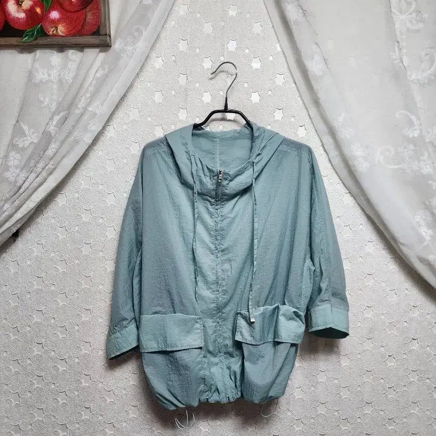 [BUNJANG] L'asiento Women's Short Sleeve Windbreaker - Size 55 / 라씨엔토 반팔 바람막이 여성55