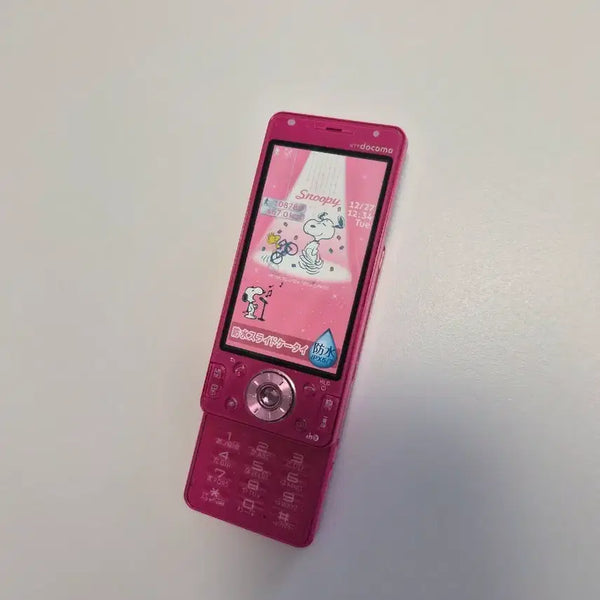[BUNJANG] Docomo Snoopy Hot Pink Slide Mockup Phone / 고전 y2k 도코모 스누피 핫핑크 슬라이드 일본 핸드폰 모형폰 목업폰