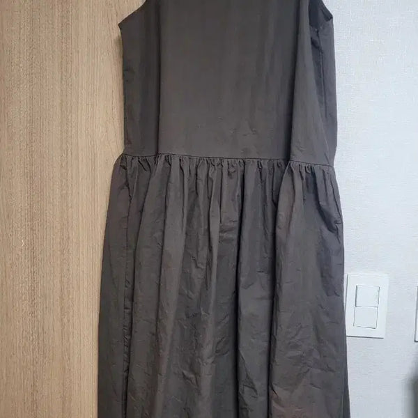 [BUNJANG] Cotton Sleeveless Dress / 새상품)면바스락 나시 민소매 원피스