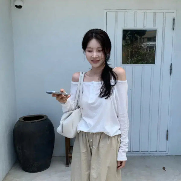 [BUNJANG] Lazy Society Shoulder T-Shirt / 레이지샵 Via shoulder t-shirt 숄더 티 오프숄더