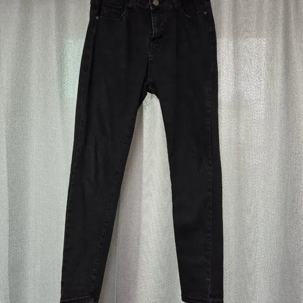 [BUNJANG] SU:VIN BLACK DENIM SKINNY PANTS / 수비진 블랙 데님 스키니 팬츠