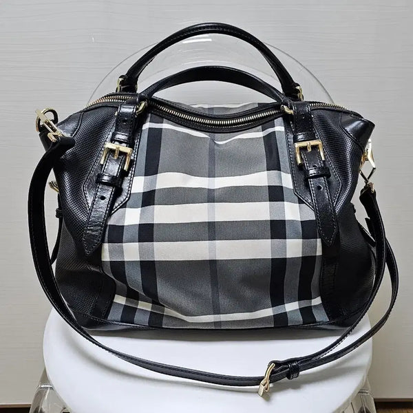 [BUNJANG] Burberry Beat Check Tote Bag / [버버리] 비트체크 토트백 _ 새상품