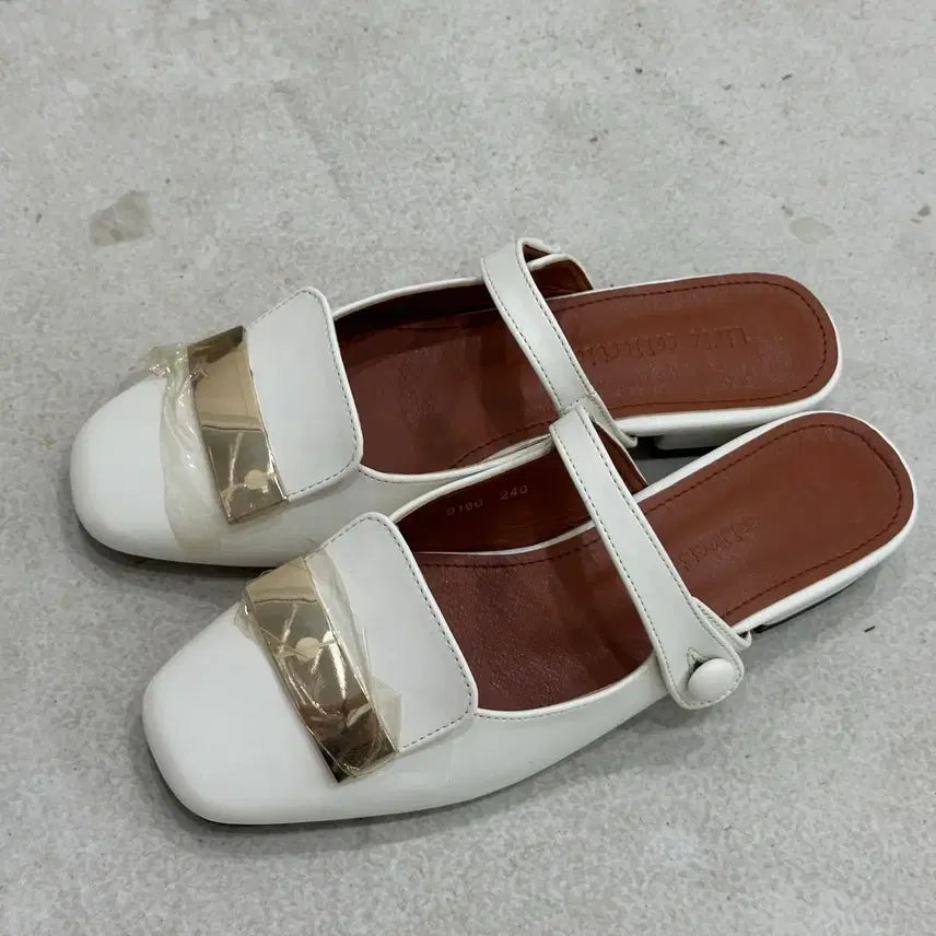 [BUNJANG] Mary Jane Loafer Mule - White / 메리제인 블로퍼 뮬 화이트 240