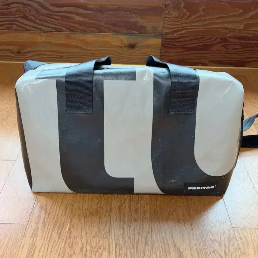 [BUNJANG]  Freitag Lois Messenger Bag / 프라이탁 로이스