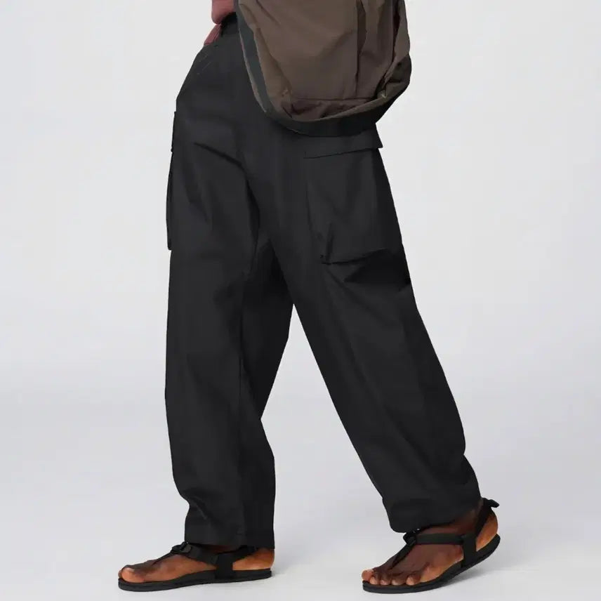 [BUNJANG] Uniqlo U 26ss Wide Cargo Pants Black / 새제품 L) 유니클로U 26ss 와이드카고팬츠 블랙