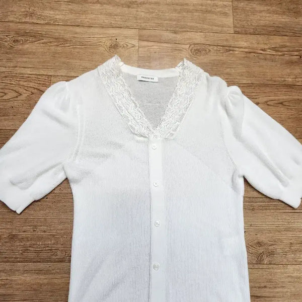 [BUNJANG] She's Miss White Knit Cardigan / 쉬즈미스니트티