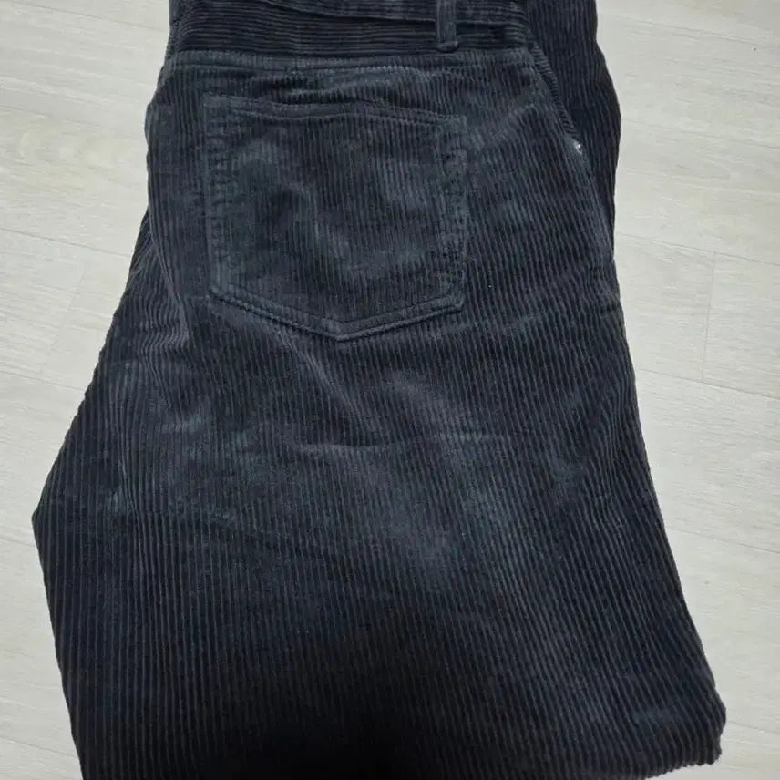 [BUNJANG] 1st Floor Dawson Pants Midnight / [48] 퍼스트플로어 도슨팬츠 미드나잇