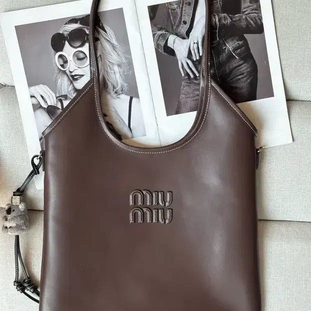 [BUNJANG] Miu Miu Classic Shoulder Bag / 이건 miu의 가방이다