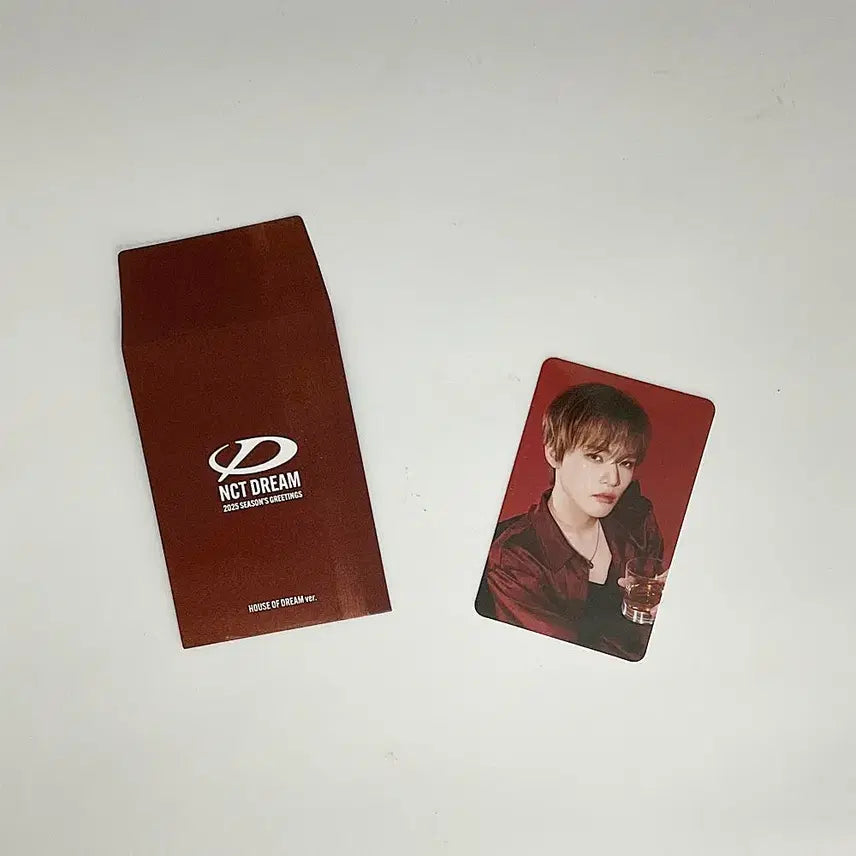 [BUNJANG] NCT DREAM Chenle 2025 Season's Greetings Photocard B_2 / 엔시티드림 천러 2025 시즌그리팅 포토카드 트레이딩카드 B_2 NCT DREAM CHENLE 2025 SEASON'S GREETINGS PHOTOCARD B_2
