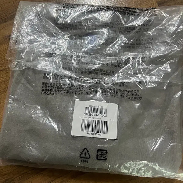 [BUNJANG] Yeezy Gap Short Sleeve T-Shirt Light Grey (Taupe) M / Yeezy gap 이지갭 숏슬리브(반팔) 라이트그레이(토프) M 새상품