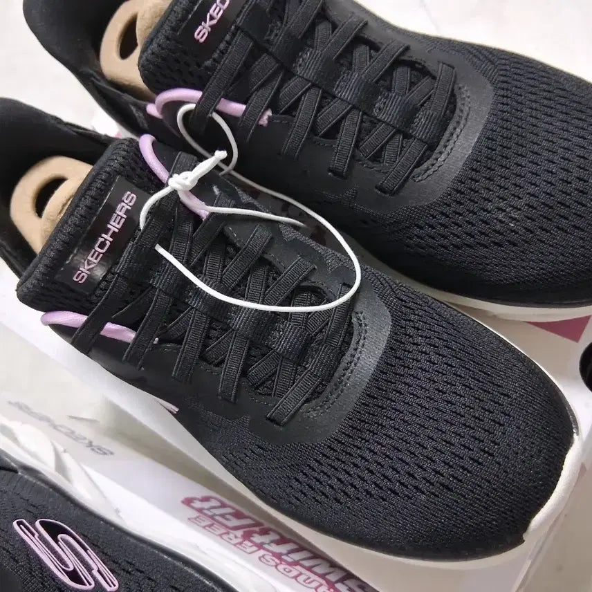 [BUNJANG] Skechers Sneakers Black/Pink / 스케쳐스 운동화 블랙/핑크