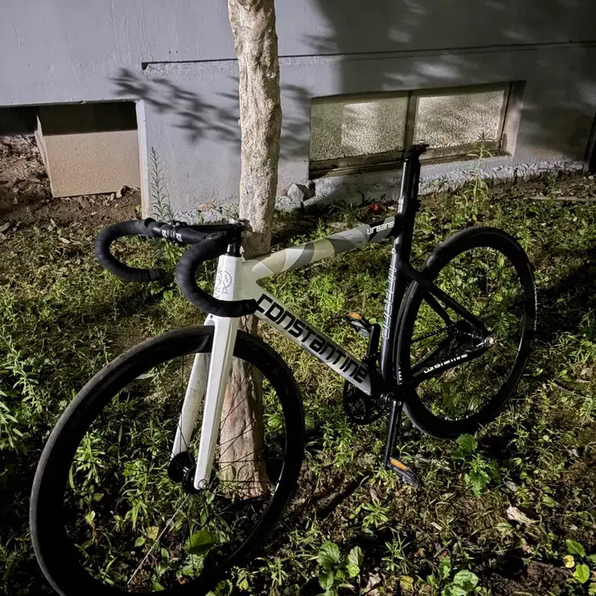 [BUNJANG] Constantine Urban Special Urban 2024 Complete Bike (Size M) / 콘스탄틴 어베인 스페셜 어베인 2024 완차