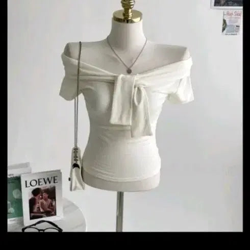 [BUNJANG] Off-Shoulder Ribbon Tie Blouse / 오프숄더 리본 타이 블라우스 새거